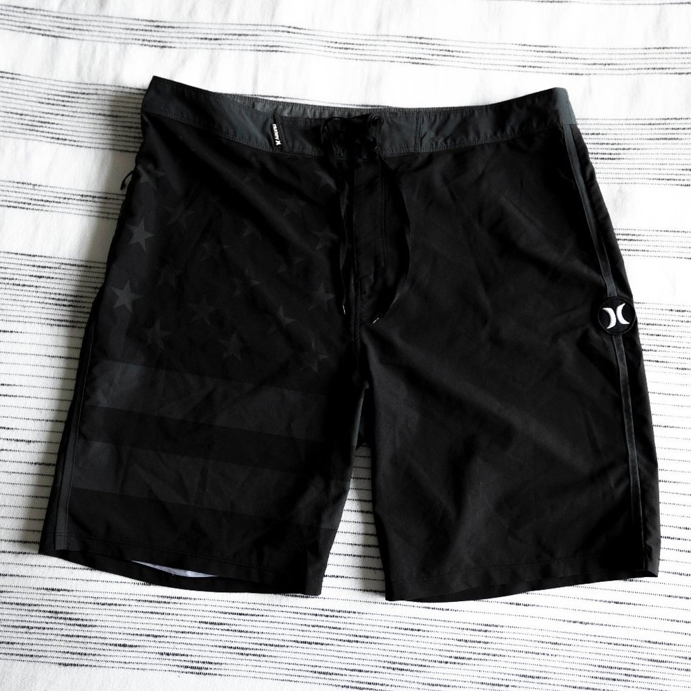 Hurley Black & White American Flag Bathing Suit, Size 36